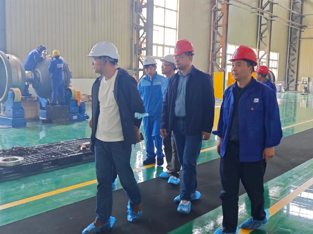 上海华谊工程有限公司来我司验收醋酸项目锆材设备